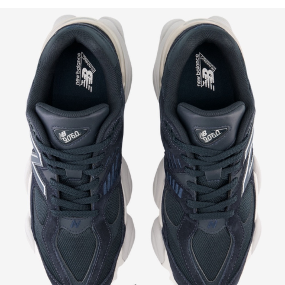 New Balance 9060 in Eclipse Like New